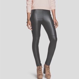 ✨H&M High-Waisted Leather Leggings✨